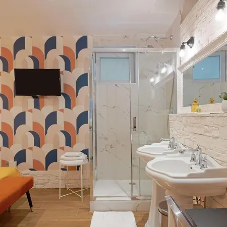 Beautiful And Cosy Small Well Located Apartamento